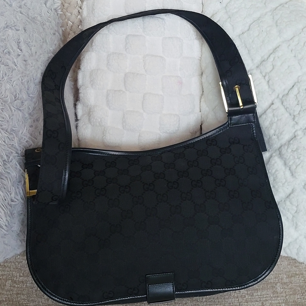 Gucci Black GG Canvas Monogram and Leather Shoulder Bag..Authentic w/ COA... - Picture 2 of 16